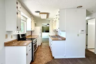 601 Bath St, Carson City, NV 89703 - Photo 11