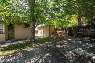 2030 Woodhaven Lane, Sparks, NV 89434 - Photo 29
