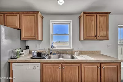 3065 Dayton Avenue, Silver Springs, NV 89429 - Photo 43