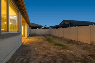 11197 Grazing Cattle Ln, Reno, NV 89521 - Photo 9