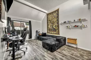 1008 Baywood Dr, Sparks, NV 89434 - Photo 9