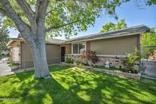 3060 Meadowlands Dr, Sparks, NV 89431 - Photo 3