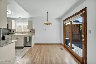 3060 Meadowlands Dr, Sparks, NV 89431 - Photo 13
