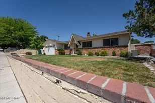 2205 Carlin St, Reno, NV 89503 - Photo 5