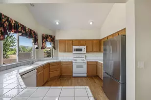 14430 Lasso Dr, Reno, NV 89511 - Photo 11