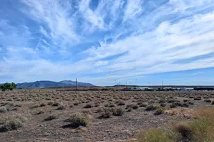 180 Walnut Dr, Fernley, NV 89408 - Photo 27