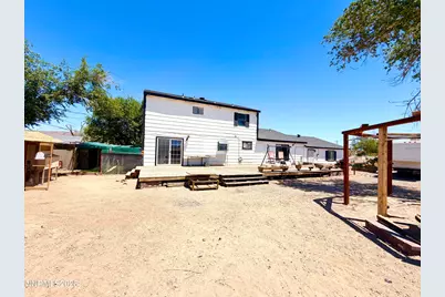 1301 Idaho Avenue, Silver Springs, NV 89429 - Photo 7