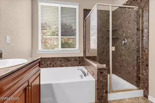 10787 Grayslake Dr, Reno, NV 89521 - Photo 21