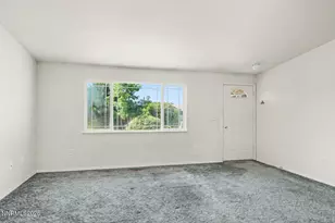 196 Gordon Ln, Dayton, NV 89403 - Photo 3