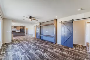 1785 E Antelope St, Silver Springs, NV 89429 - Photo 9