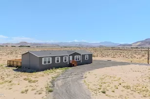 1785 E Antelope St, Silver Springs, NV 89429 - Photo 35