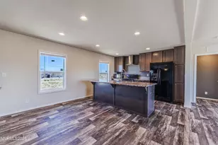 1785 E Antelope St, Silver Springs, NV 89429 - Photo 3
