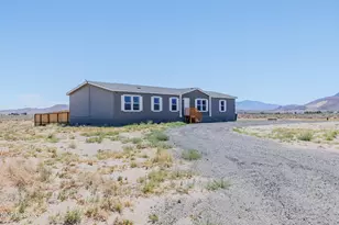 1785 E Antelope St, Silver Springs, NV 89429 - Photo 25