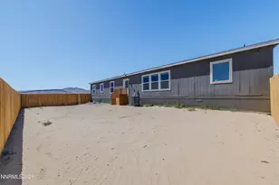 1785 E Antelope St, Silver Springs, NV 89429 - Photo 33