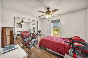 2290 E Cougar St, Silver Springs, NV 89429 - Photo 33