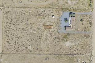2290 E Cougar St, Silver Springs, NV 89429 - Photo 23
