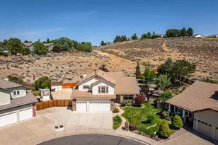 1720 Crestside Ct, Sparks, NV 89436 - Photo 3