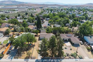 7740 Yorkshire Dr, Reno, NV 89506 - Photo 3