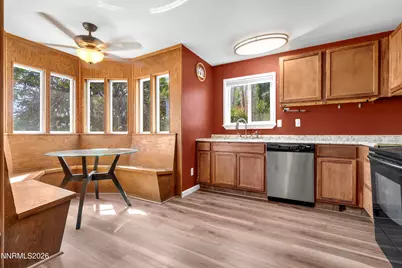 7740 Yorkshire Drive, Reno, NV 89506 - Photo 9