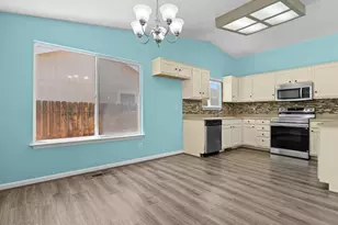 158 Rosecrest Dr, Fernley, NV 89408 - Photo 9