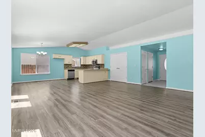 158 Rosecrest Drive, Fernley, NV 89408 - Photo 5