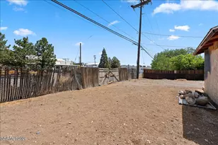 815 N Maddux Dr, Reno, NV 89512 - Photo 35