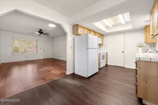 2212 Sycamore Glen Dr, Sparks, NV 89434 - Photo 7