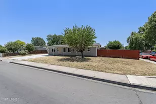1013 Greenbrae Dr, Sparks, NV 89431 - Photo 19
