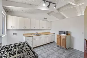 1013 Greenbrae Dr, Sparks, NV 89431 - Photo 9