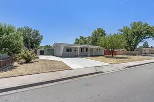 1013 Greenbrae Dr, Sparks, NV 89431 - Photo 17