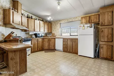 11255 Stallion Springs Circle, Stagecoach, NV 89429 - Photo 7