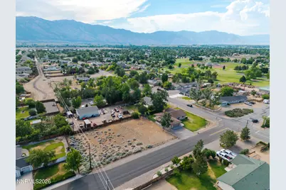 802 Lyell Way, Gardnerville, NV 89460 - Photo 51