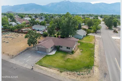 802 Lyell Way, Gardnerville, NV 89460 - Photo 39