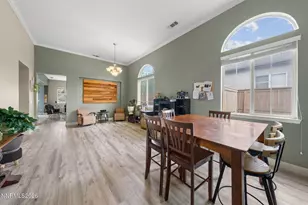 10770 Summer Glen Dr, Reno, NV 89521 - Photo 11