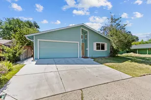 1415 Continental Dr, Carson City, NV 89701 - Photo 5