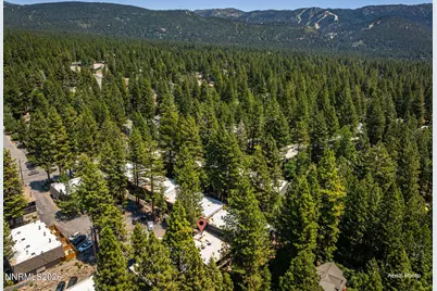837 Southwood Boulevard # 21, Incline Village, NV 89451 - Photo 33