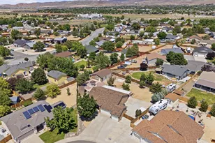 24 Sharp Springs Ct, Spanish Springs, NV 89436 - Photo 5