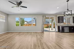 3038 Honey Arbor Wy, Sparks, NV 89436 - Photo 17
