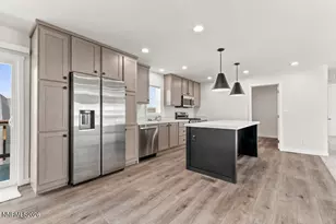 5425 Flora Way, Sun Valley, NV 89433 - Photo 7
