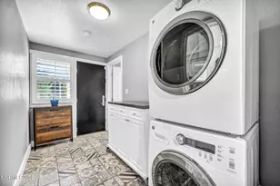 519 Sinclair St, Reno, NV 89501 - Photo 25