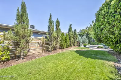 519 Sinclair Street, Reno, NV 89501 - Photo 35
