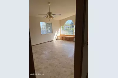 280 Veronica Avenue, Sparks, NV 89436 - Photo 7