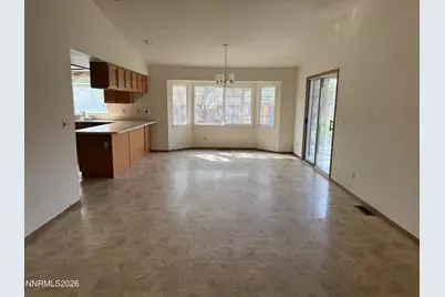 280 Veronica Avenue, Sparks, NV 89436 - Photo 5