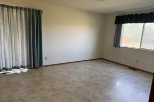 280 Veronica Ave, Sparks, NV 89436 - Photo 9