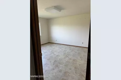 280 Veronica Avenue, Sparks, NV 89436 - Photo 11
