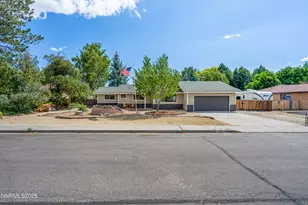 1670 Belarra Dr, Minden, NV 89423 - Photo 3