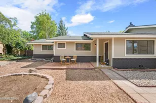 1670 Belarra Dr, Minden, NV 89423 - Photo 7