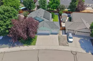 1344 Windsor Dr, Gardnerville, NV 89410 - Photo 5