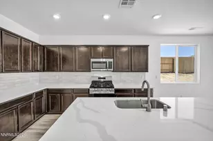 810 Kess Way, Reno, NV 89506 - Photo 3