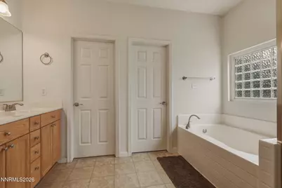 10088 Navajo Crest Drive, Reno, NV 89506 - Photo 25